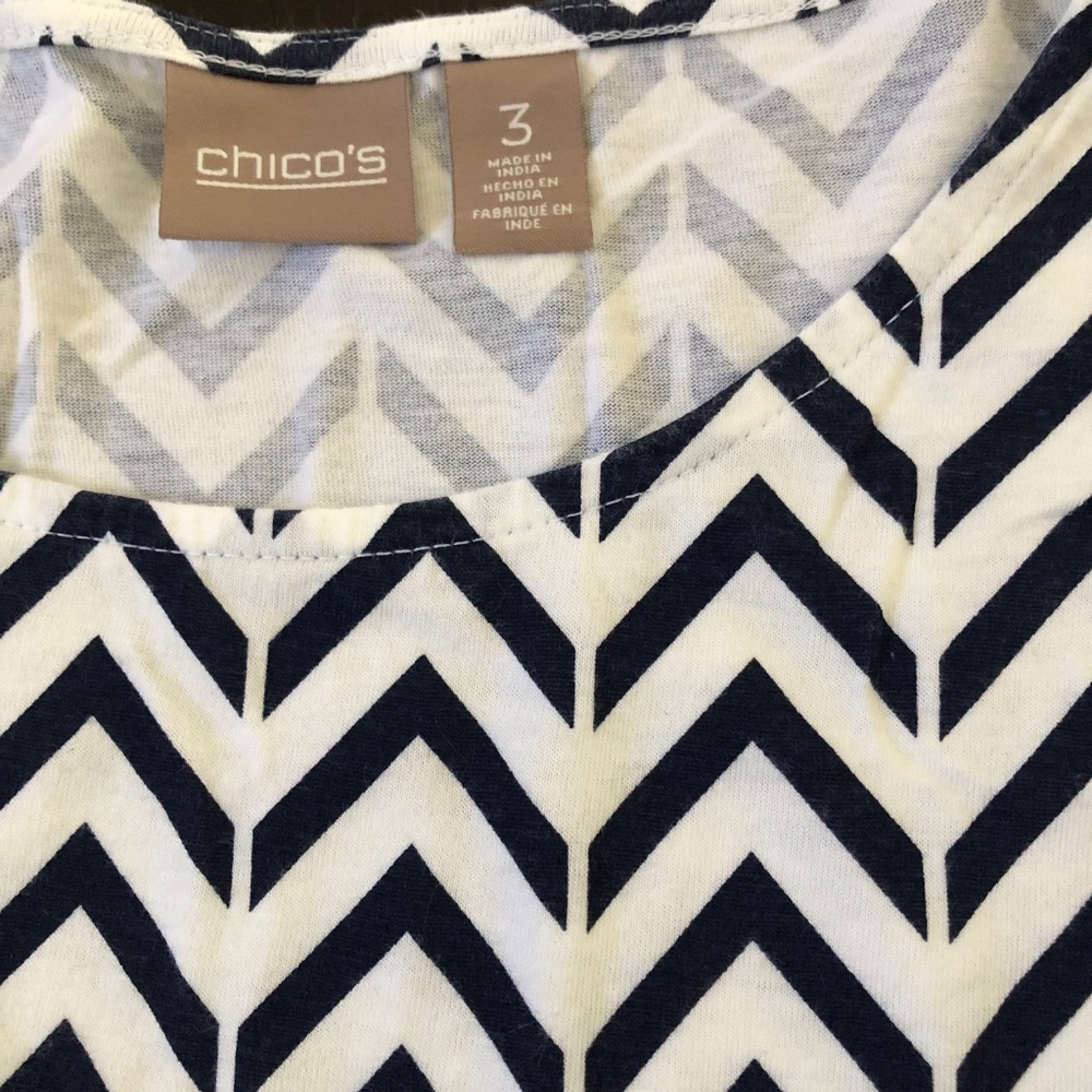 Womens' Top by Chicos, 3 (XL) , EUC, Chevron print - Picture 5 of 8